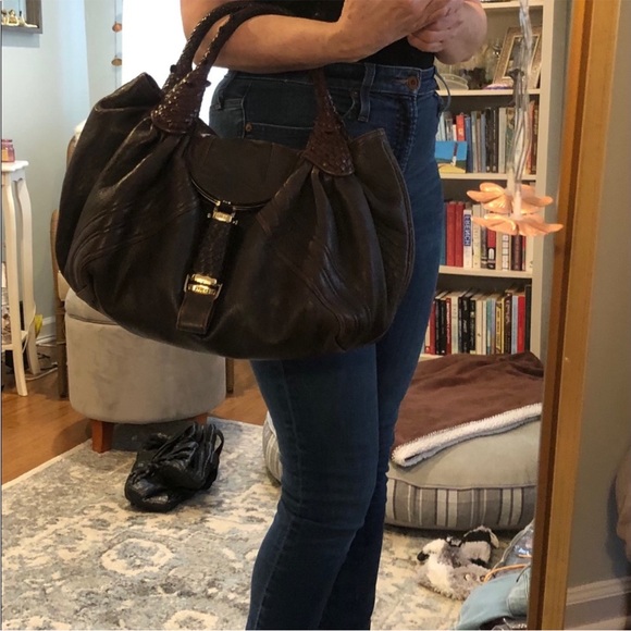 Authentic Fendi spy - Picture 3 of 13